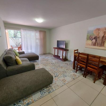 Eagle Views Windhoek Ngoại thất bức ảnh