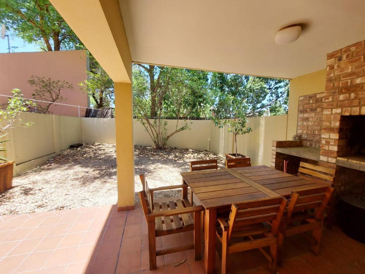 Eagle Views Windhoek Ngoại thất bức ảnh