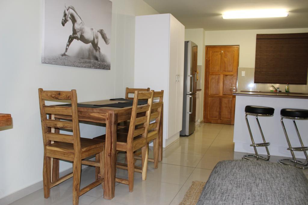 Eagle Views Windhoek Ngoại thất bức ảnh